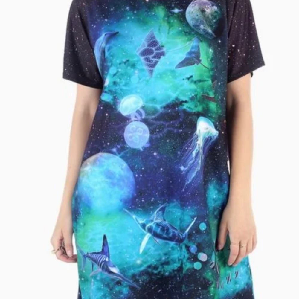 DRESS TEE SIZE XL EUC BLACKMILK GALACTIC OCEAN SLOUGHY